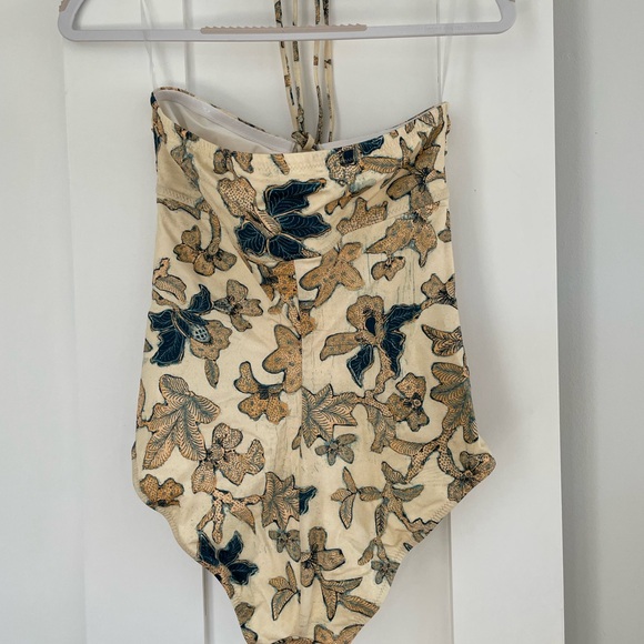 Ulla Johnson Swimsuit Size S Minorca Maillot Batik Print One Piece Cut Out - Picture 2 of 7